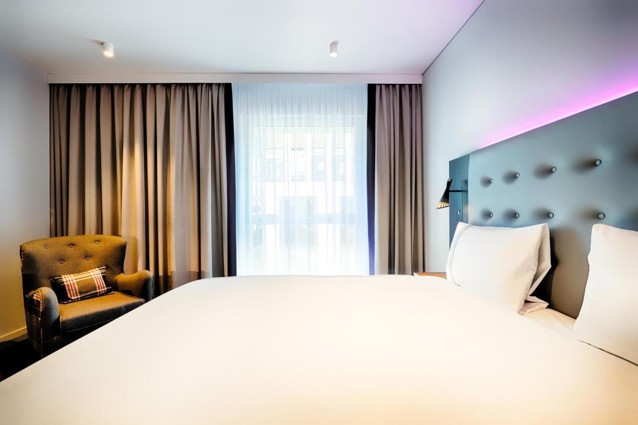 Premier Inn Darmstadt City Centre Экстерьер фото