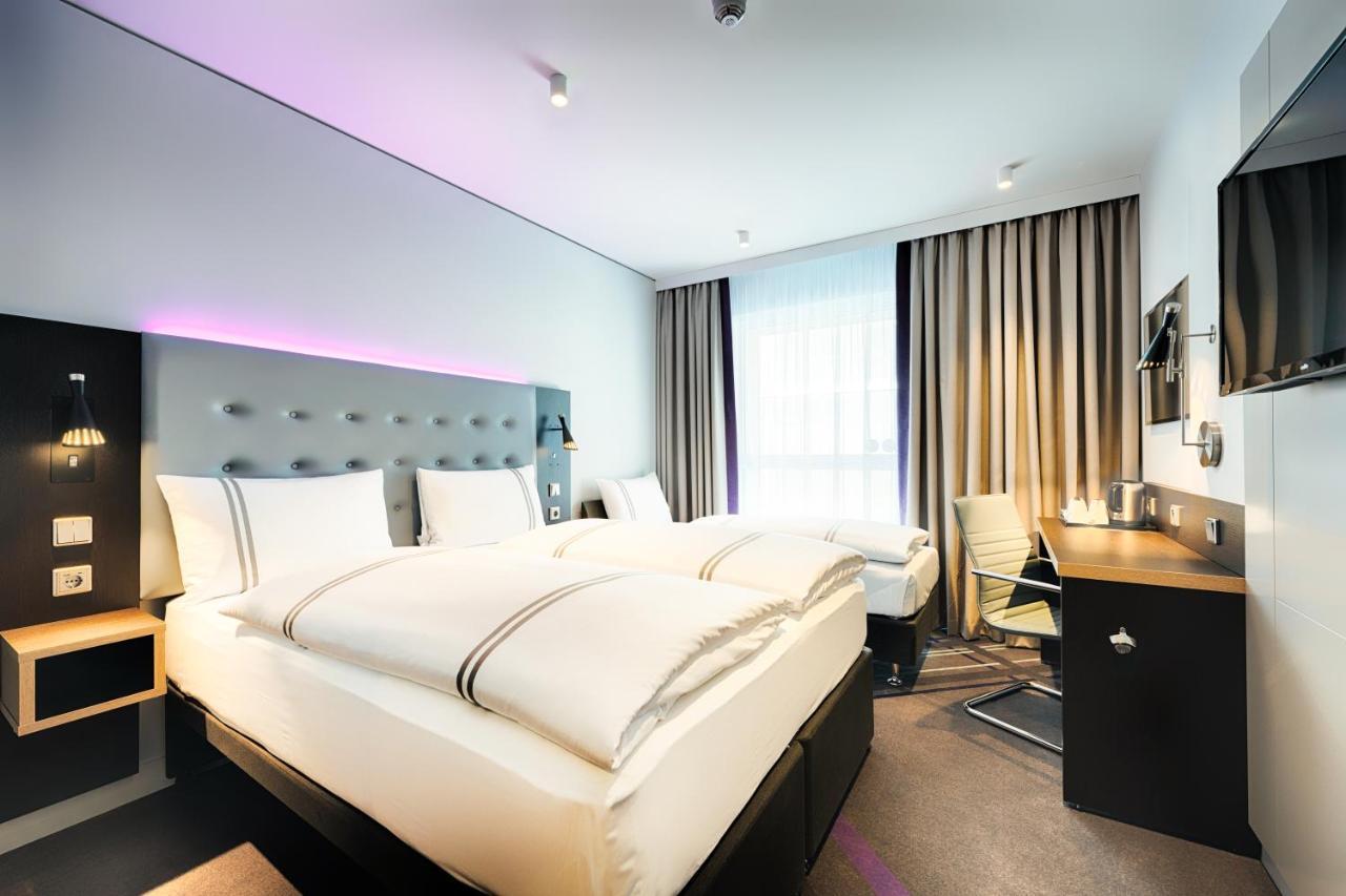 Premier Inn Darmstadt City Centre Экстерьер фото