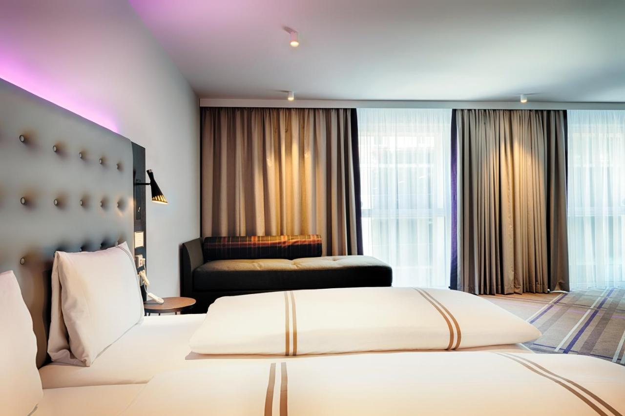Premier Inn Darmstadt City Centre Экстерьер фото