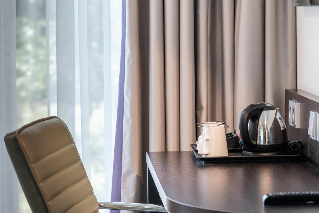 Premier Inn Darmstadt City Centre Экстерьер фото